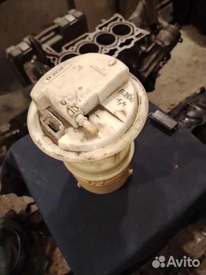 Бензонасос Peugeot 206 1,4