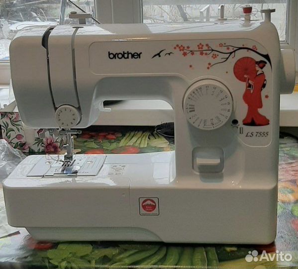 Швейная машина Brother