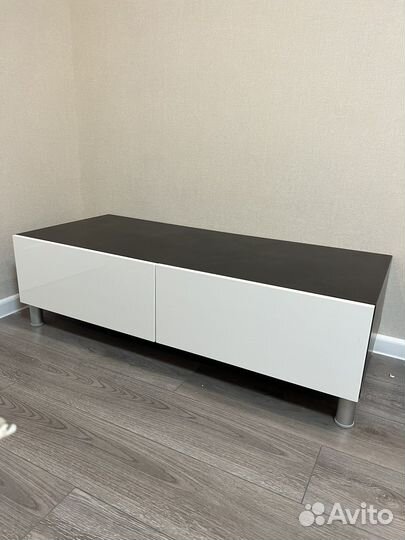 Тумба под телевизор