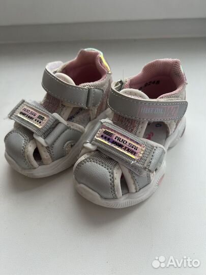 Сандалии для девочки 19р