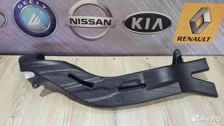 Патрубок печки отопителя infiniti QX60 Прав