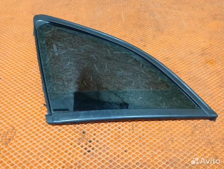 Стекло боковое Audi Q5 I 8R cdnc 2012