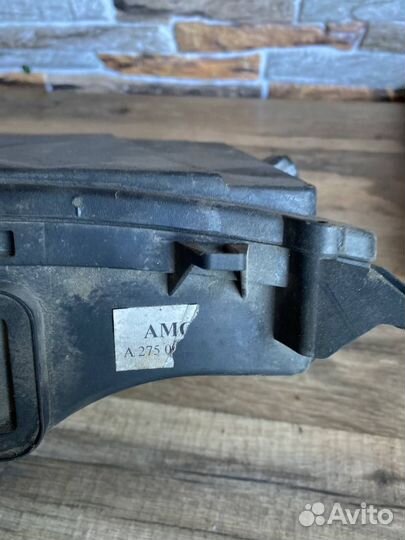 Корпус воздушного фильтра Mercedes W221 S65 AMG