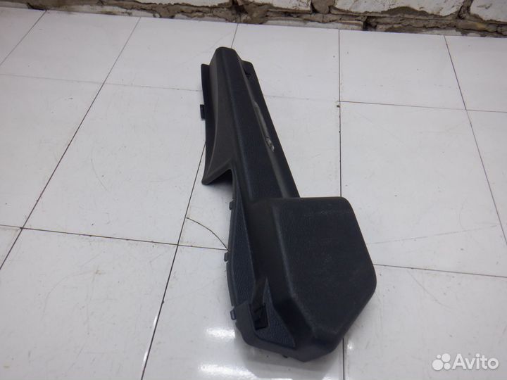 Держатель задней полки Renault Vel Satis