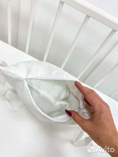 Комплект бортиков в кроватку с одеялком