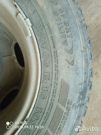 Nokian Tyres Hakkapeliitta 7 225/65 R16 109T