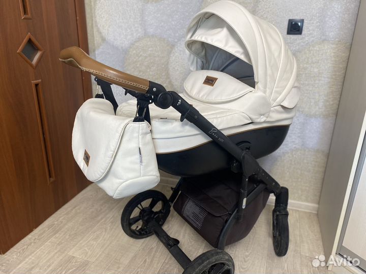 Коляска roan Bass soft 3 в 1