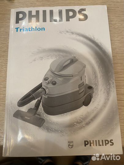 Моющий пылесос Philips Triatlon