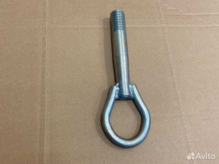 Буксировочный крюк Nissan Teana