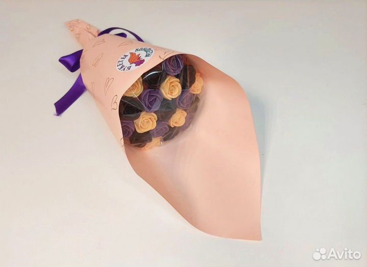 Розы из Бельгийского Шоколада - 19 шт в Букете