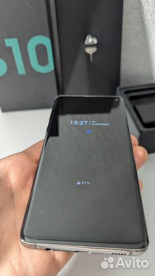 Samsung Galaxy S10, 8/128 ГБ