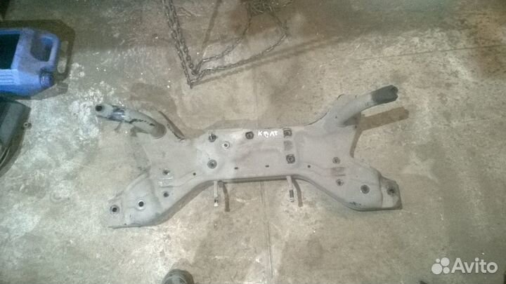 Подрамник передний Mitsubishi Colt z3