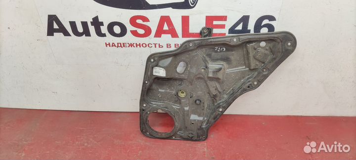 Стеклоподъемник правый задний Volkswagen Tiguan 2