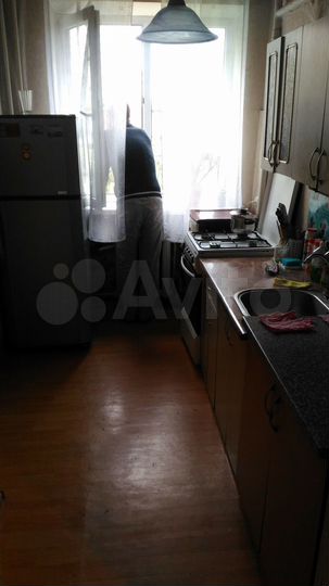 Комната 9 м² в 4-к., 1/4 эт.