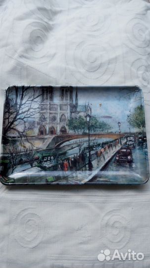 Пластмассовый сувенирный подносик Париж