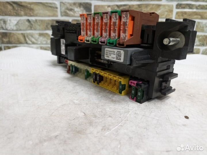 Блок предохранителей Mercedes-Benz Ml W166