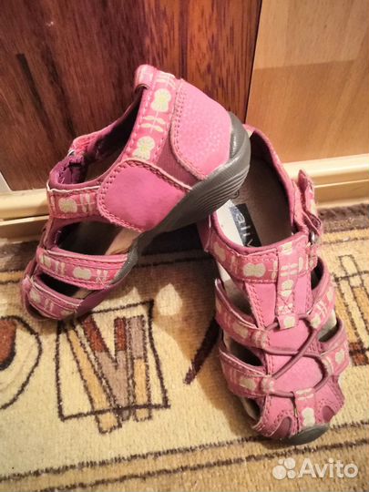 Босоножки спортивные