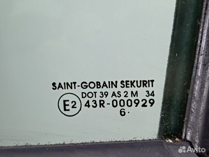 Накладка декоративная (молдинг) передней левой две