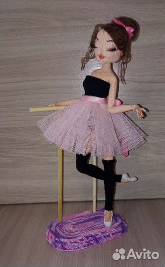 Вязаные игрушки крючком кукла балерина