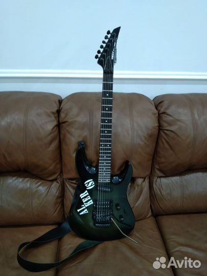 Электрогитара yamaha 611J