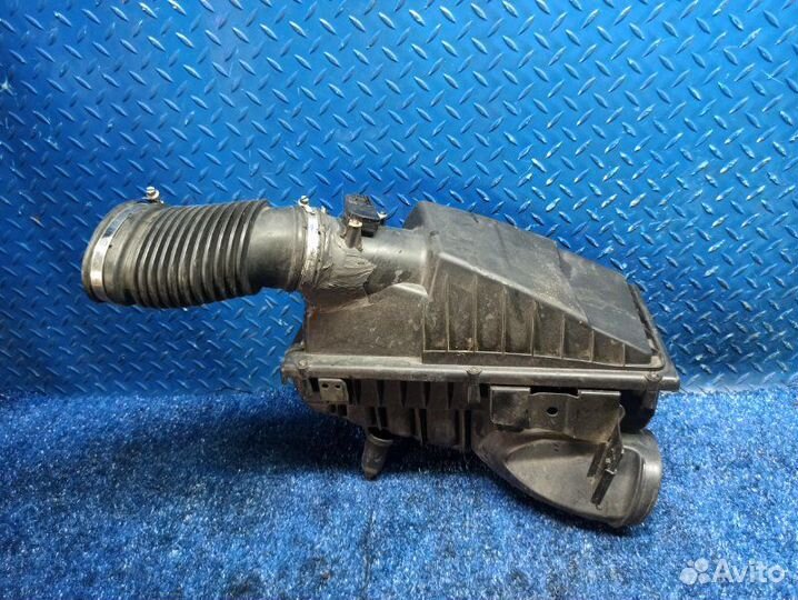 Корпус воздушного фильтра левый Range Rover Sport