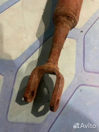 Стойка амортизатора передняя 8E0413031DA