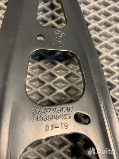 Кронштейн впускного коллектора Bmw X7 G07 B58B30N