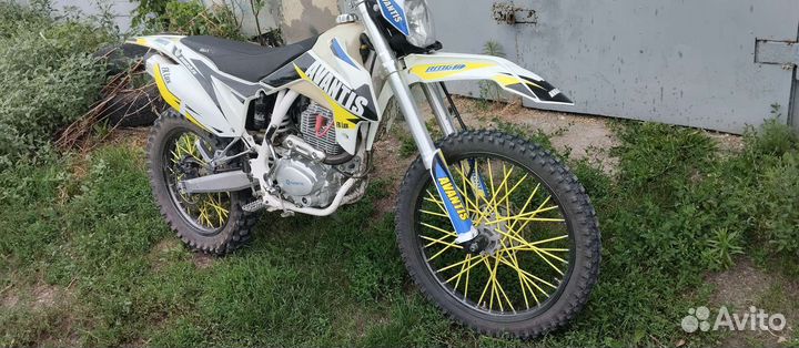 Мотоцикл Avantis fx250 lux