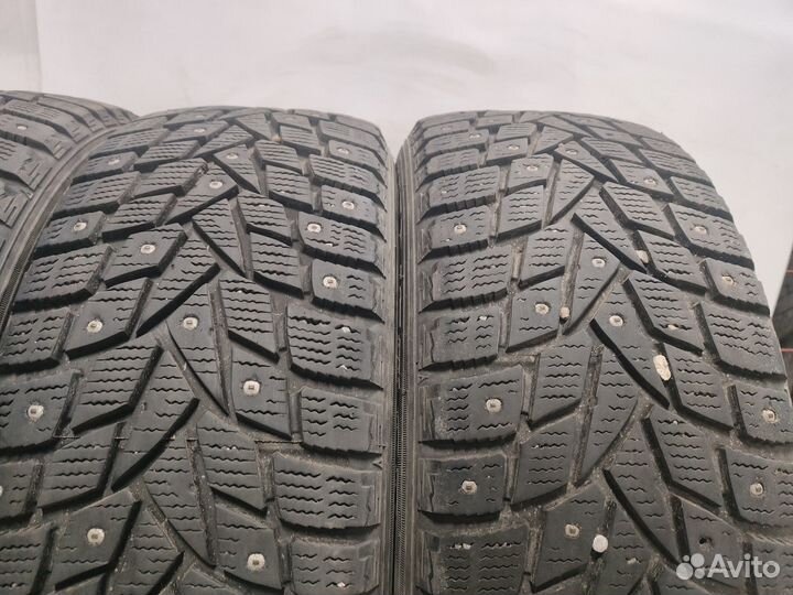 Dunlop SP Winter Ice 02 205/55 R16 94T