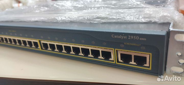 Коммутатор Cisco WS-C2950T-24