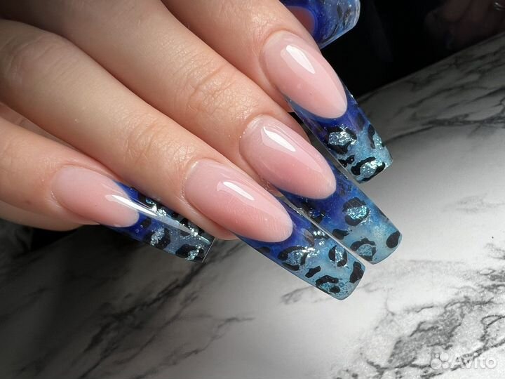 Наращивание ногтей. Выкладной френч