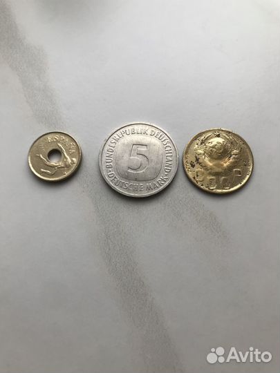 Продам старые монеты