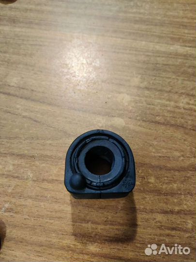 Втулка стабилизатора (заднего) форд фокус 1
