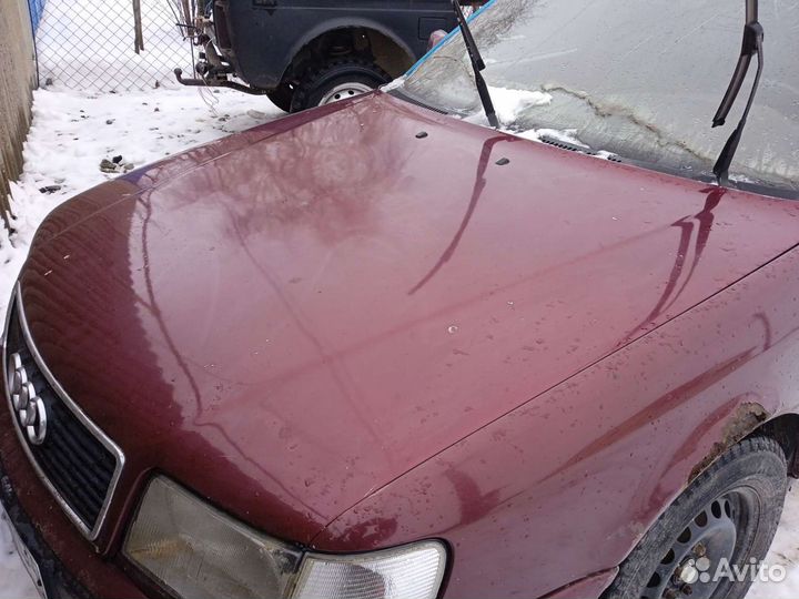 Капот Ауди 100 С4