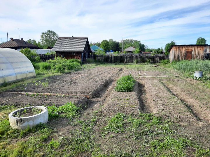 Дом 42 м² на участке 11 сот.