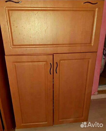 Продам шкафчик