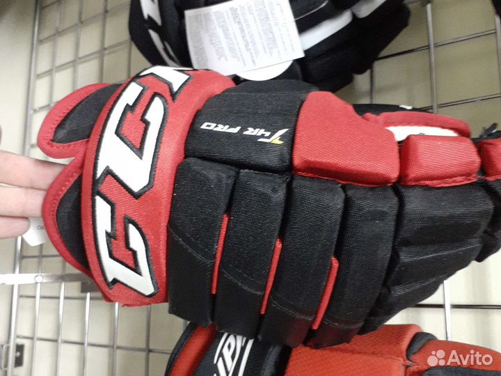 Перчатки хоккейные профессиональные CCM R4 PRO