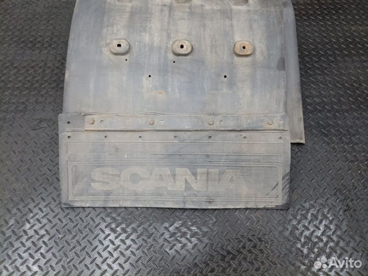 1357599 Крыло заднее левое задняя часть