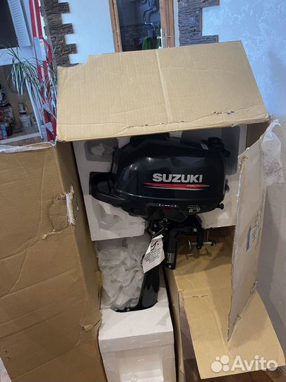 Мотор Suzuki на лодку