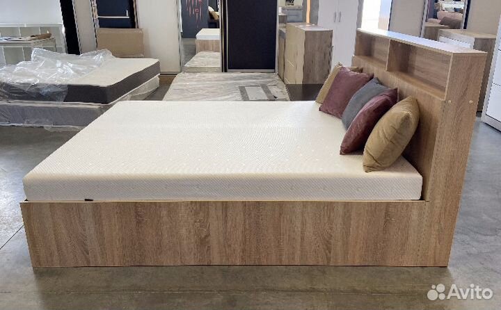 Кровать Лаки