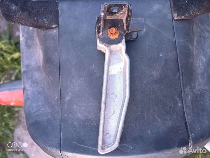 Подножка пассажира sym jet 4 левая