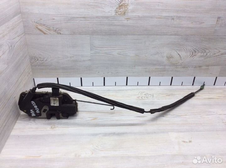 Замок двери передней правой передний правый Ford