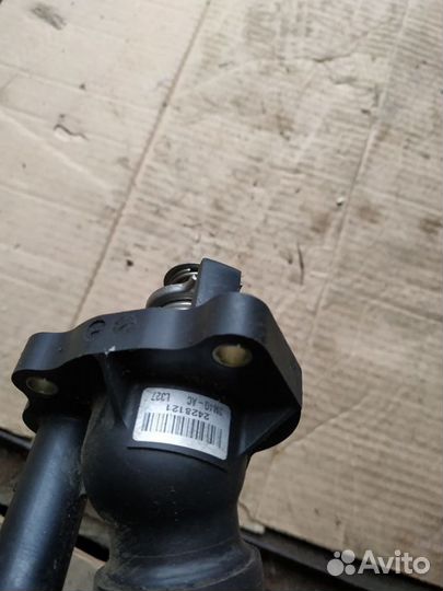 Корпус термостата б/у L32715170