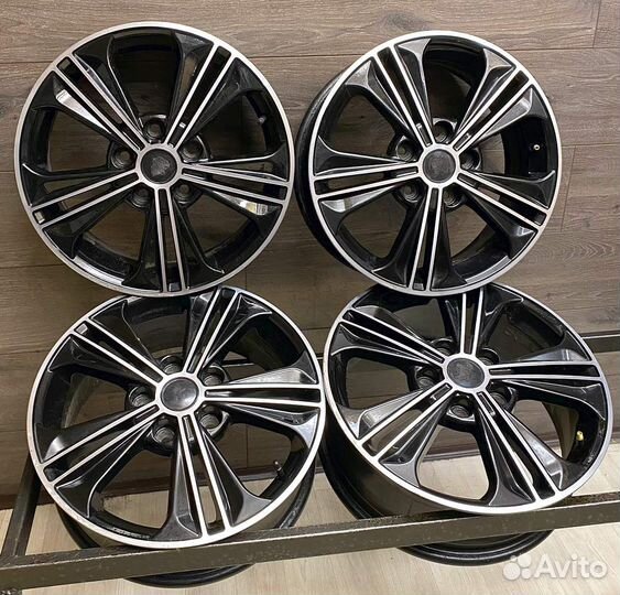 Диски литые R16 5x114.3 6.5J DIA-67.1 ET-50