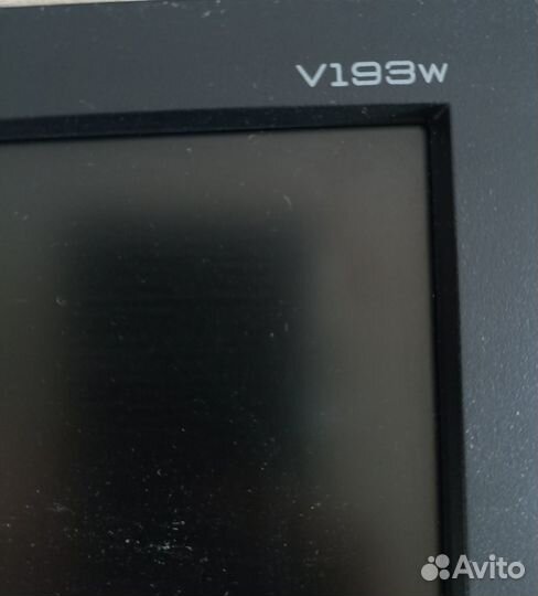 Экран Acer 19 V193W