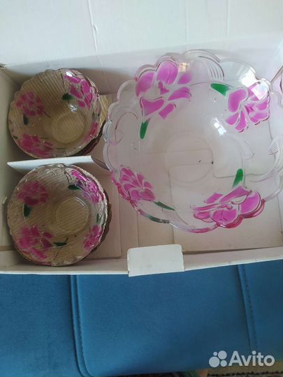 Большая салатница и 6 маленьких