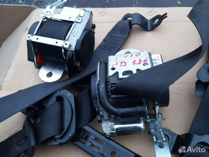 Ремень безопасности Фольксваген Поло 4 передний