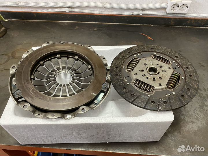 Комплект сцепления Ford transit connect 1.8d 90л.с