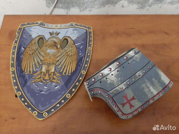 Шлем и щит для ребенка