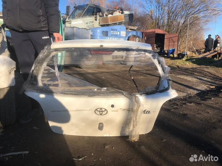 Задняя дверь на кузов NCP15